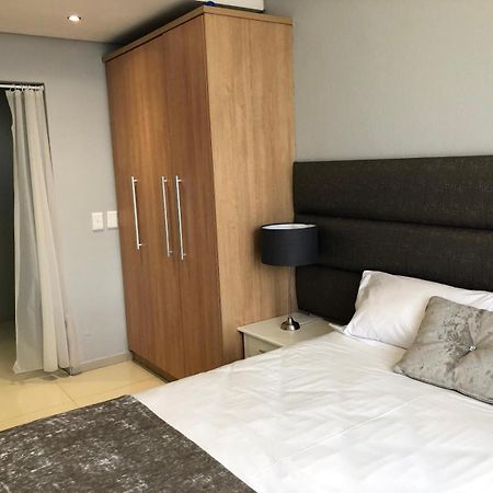 Infinity Self Catering Apartments Bloubergstrand Εξωτερικό φωτογραφία